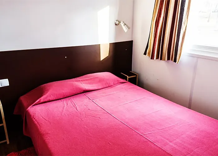 Parque De Campismo Orbitur 5* Сан-Педру-де-Моэл