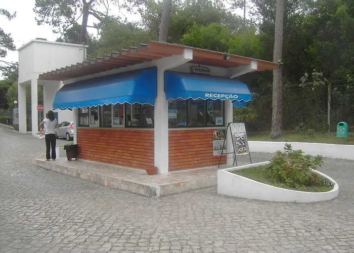 Parque De Campismo Orbitur Сан-Педру-де-Моэл